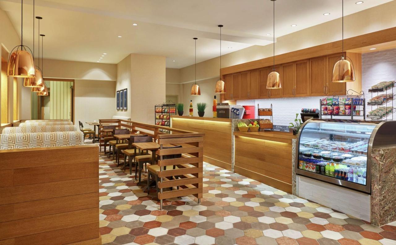 Doubletree By Hilton Intercontinental Airport