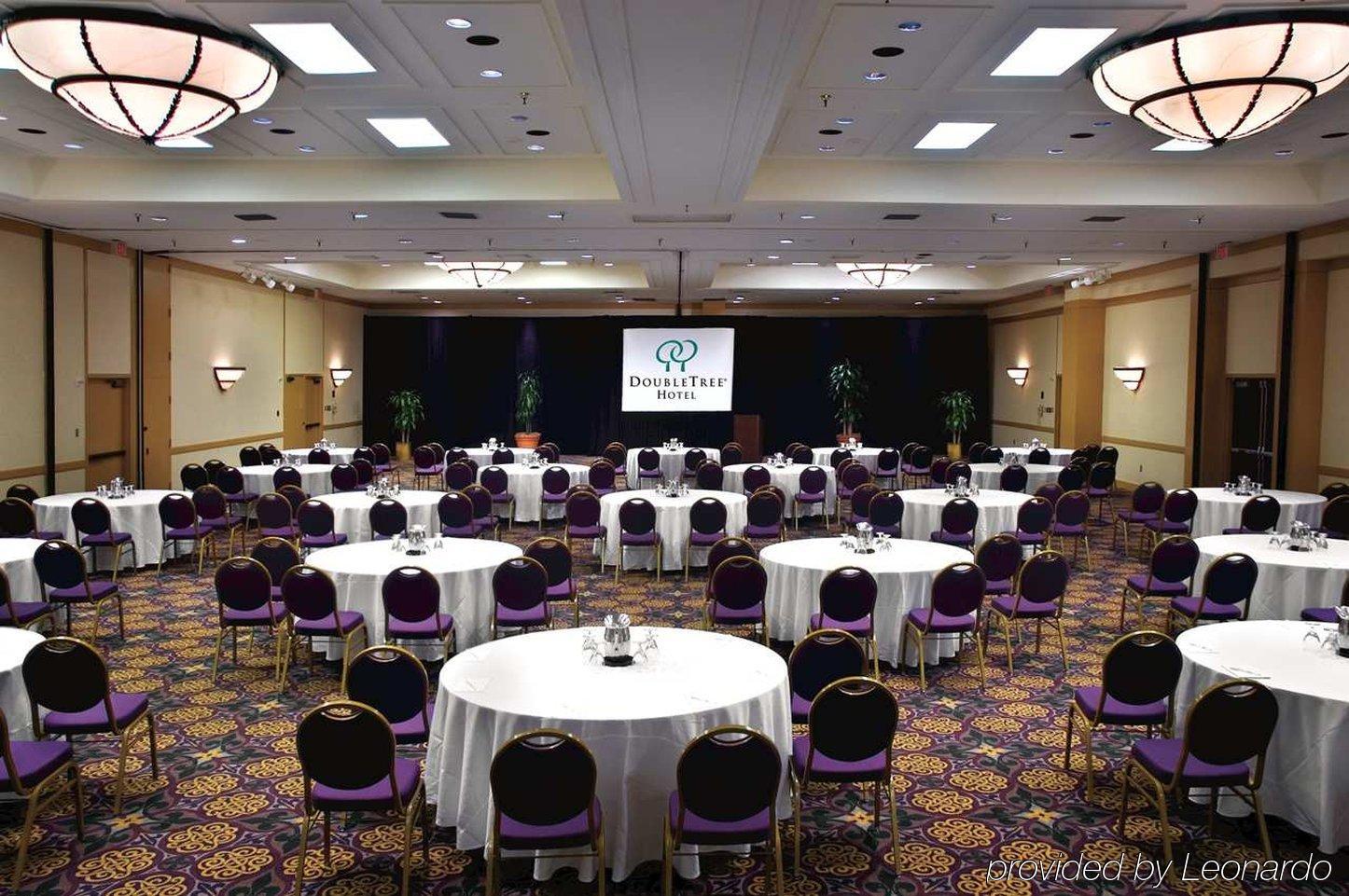 Hotel Doubletree By Hilton Intercontinental Airport 3*