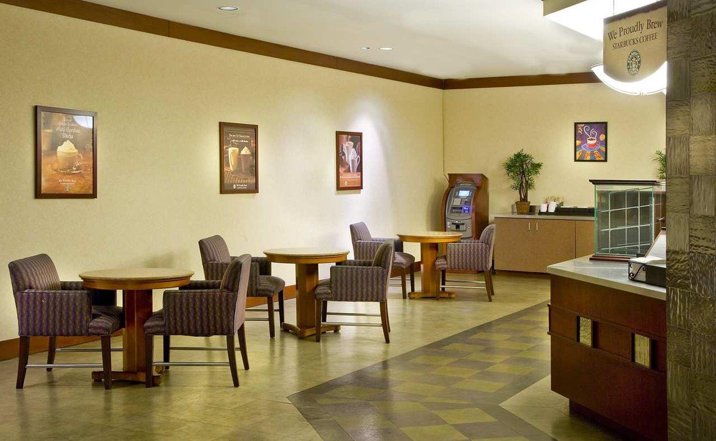 Hotel Doubletree By Hilton Intercontinental Airport 3*
